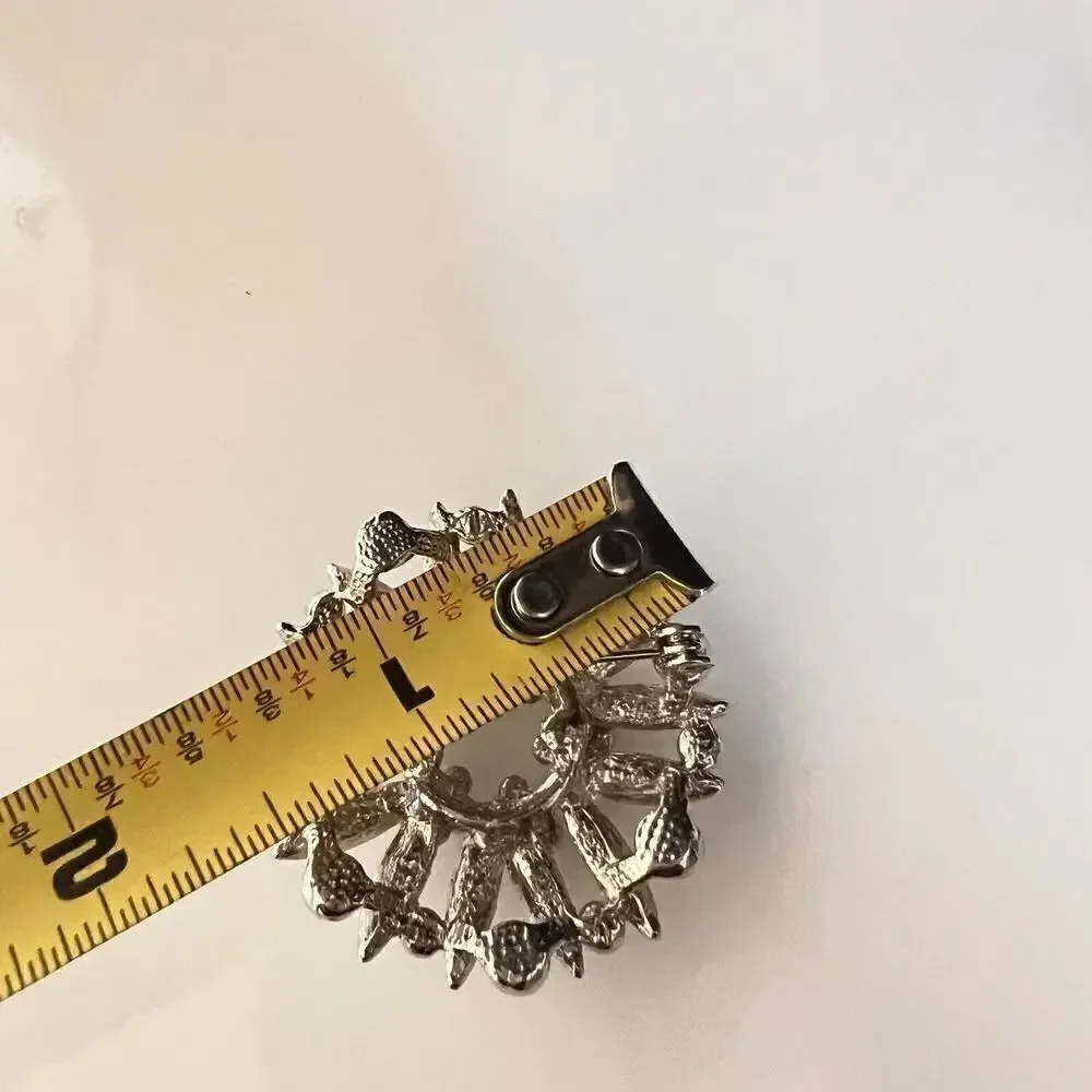 Vintage Brooch AB Aurora Borealis Clear Rhinestone Floral Flowear Wreath 1326